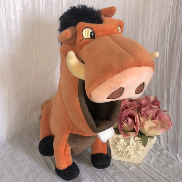 Disney Classic THE LION KIMNG PUMBA & Plush Dog Toy, 9-in - Picture 1 of 7